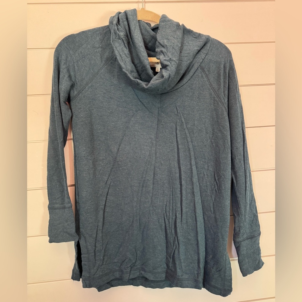 Lou & Grey Heathered Blue Knit Top